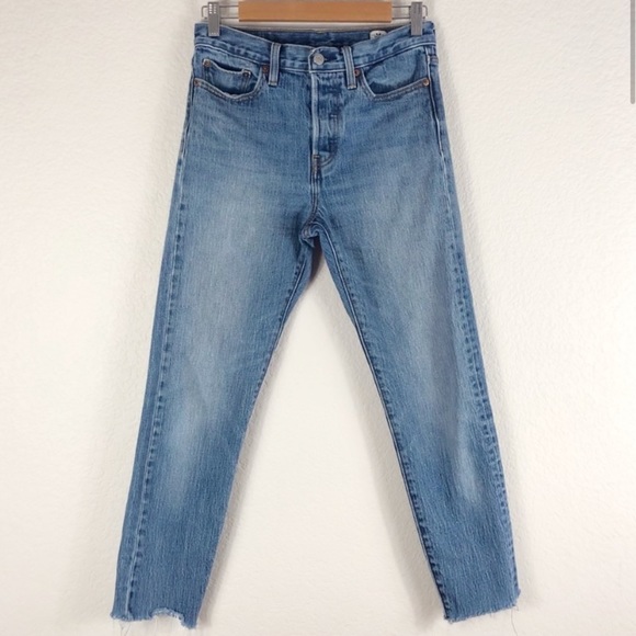 Levi’s White Oak Cone Denim Raw Hem Button Fly Jeans - Picture 4 of 8